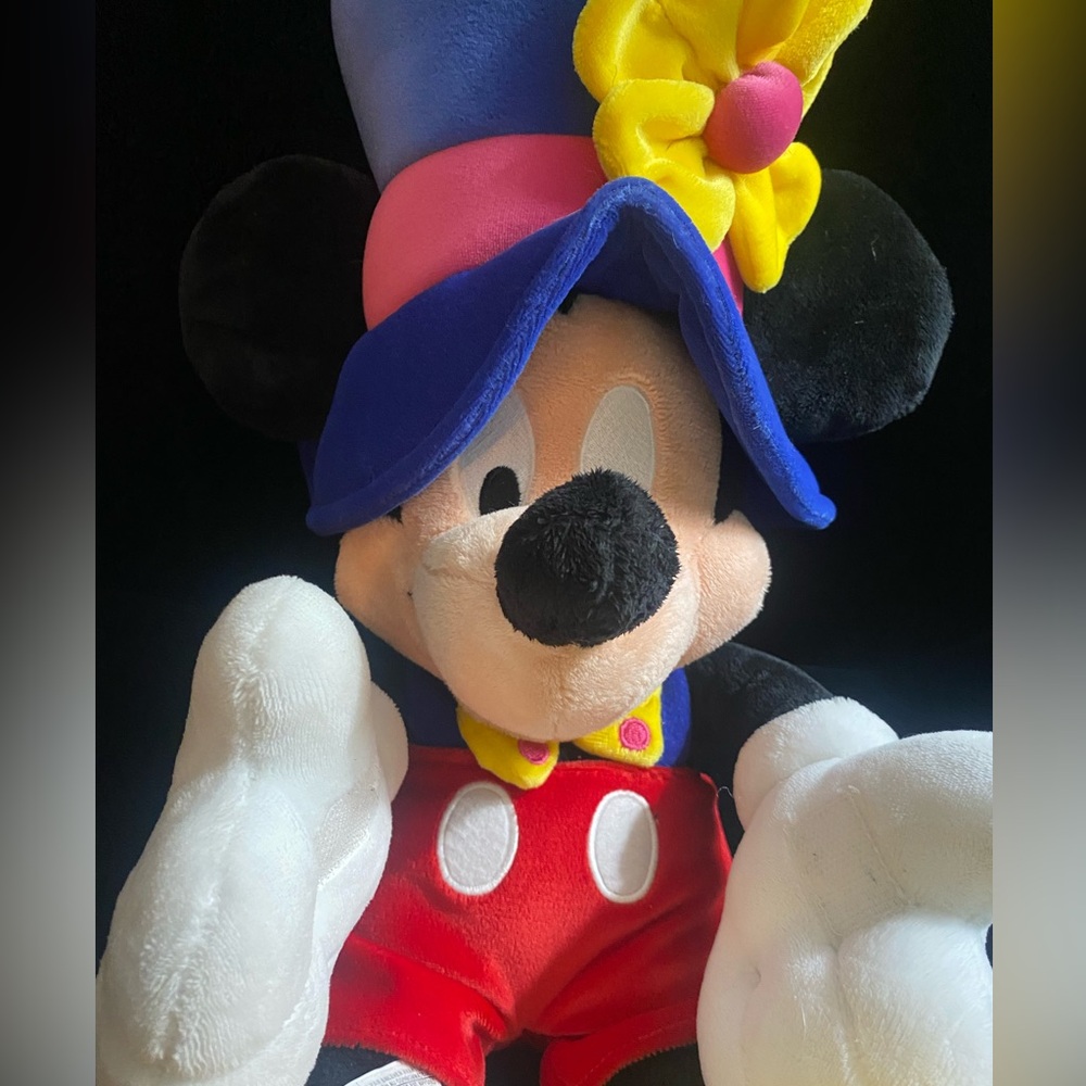 RARE HTF Mickey Mouse Stuffed Animal Plush poseab arms T28